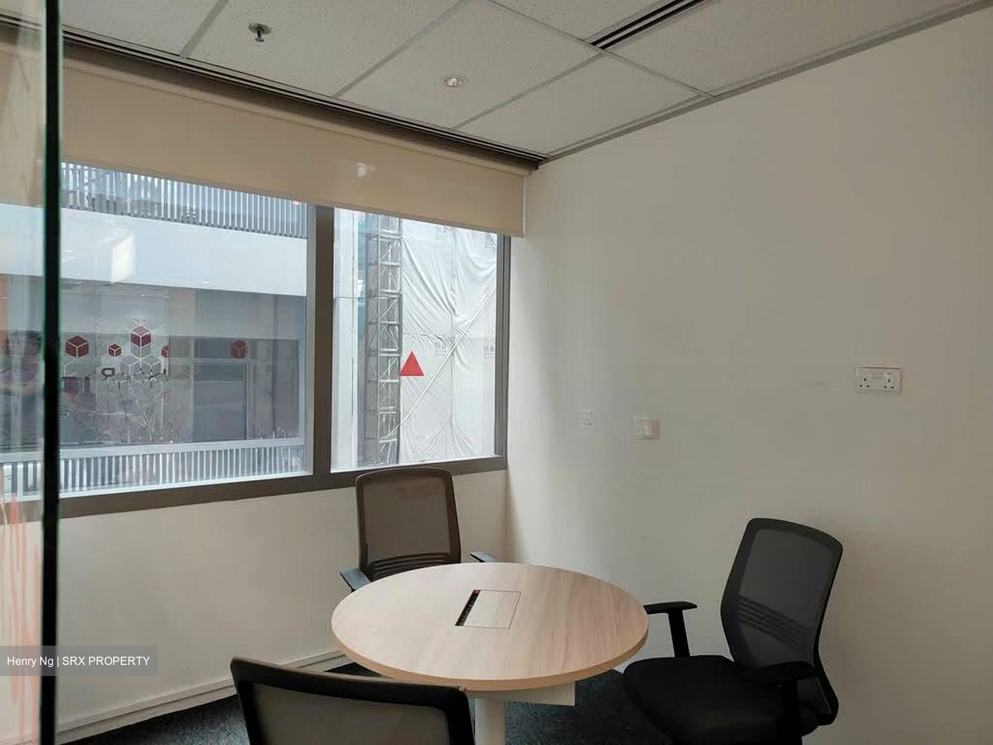 Robinson 112 (D1), Office #602216111